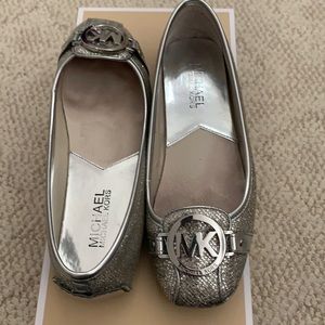 *Michael Michael Kors shoe